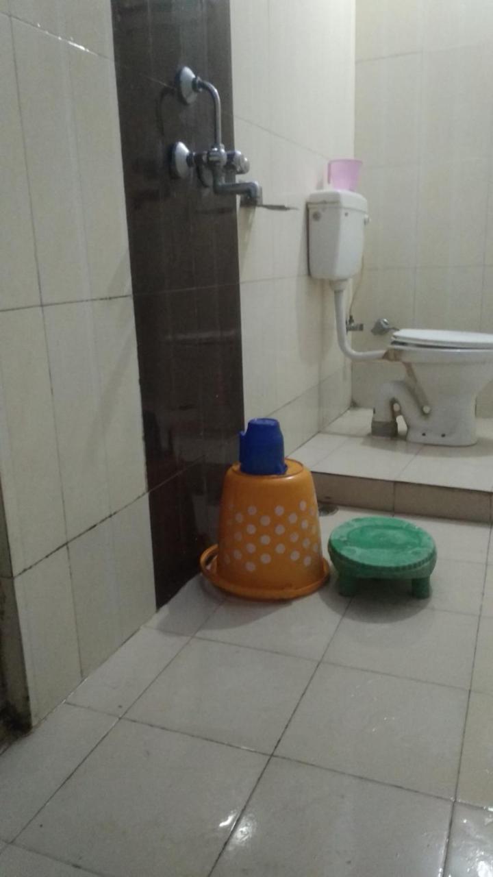 Hotel Giriraj Inn Varanasi Exterior photo